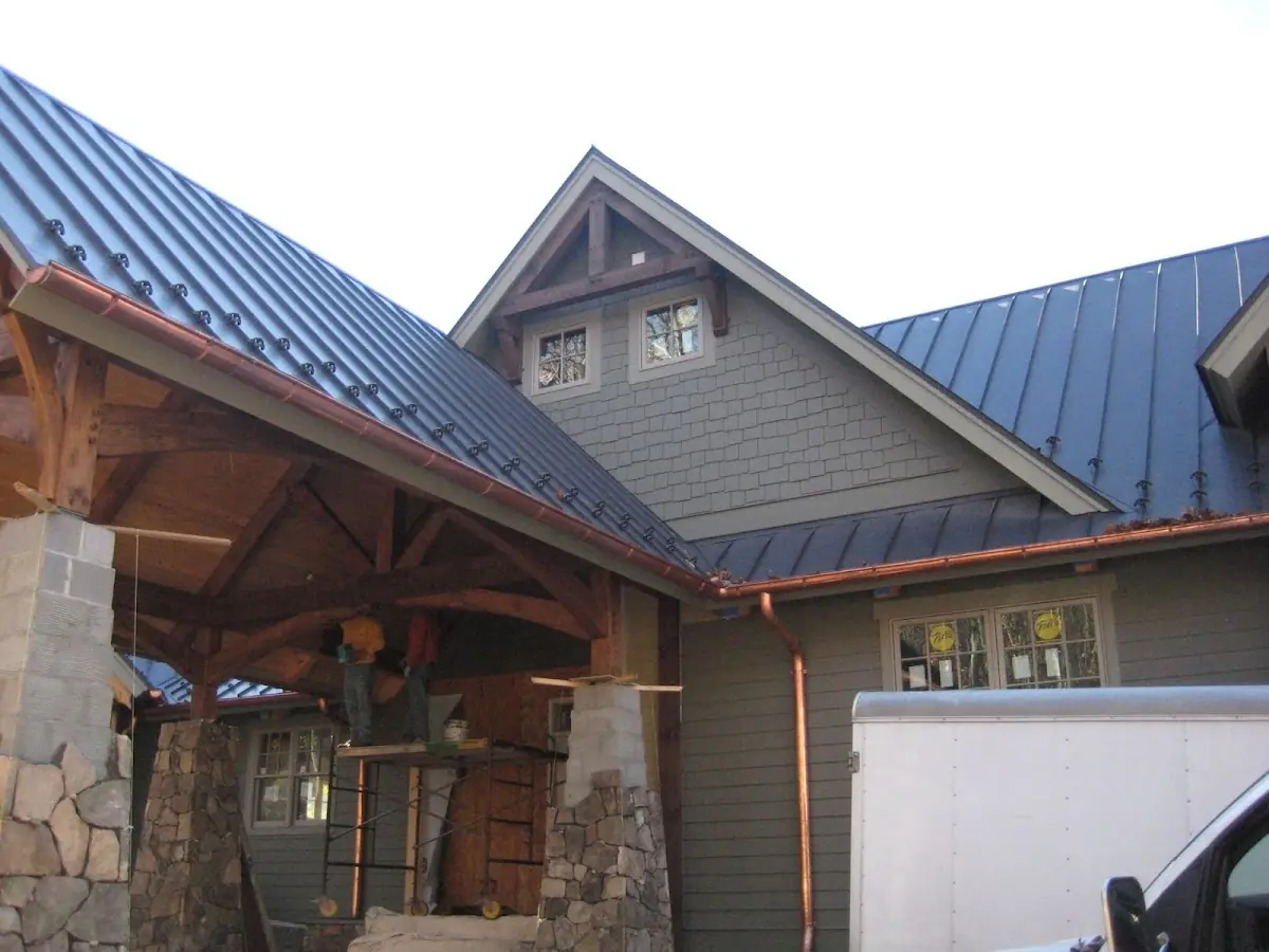 Craftsman Roofing team delivering quality roofing work in Northwest Warren